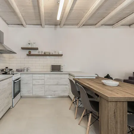 Agrikia * Langadhakia