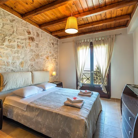 ヴィラ Agrikia Langadhákia