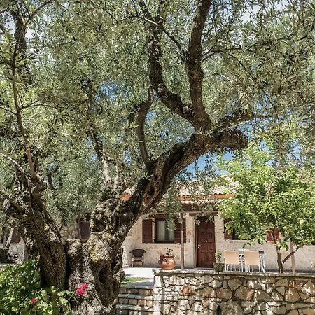 Agrikia Villa Langadhákia